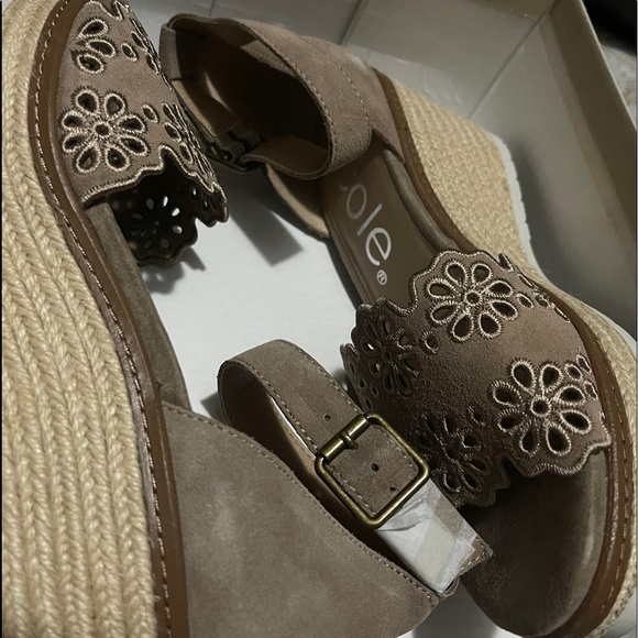 Nicole Miller Wedge Sandals - Picture 2 of 9